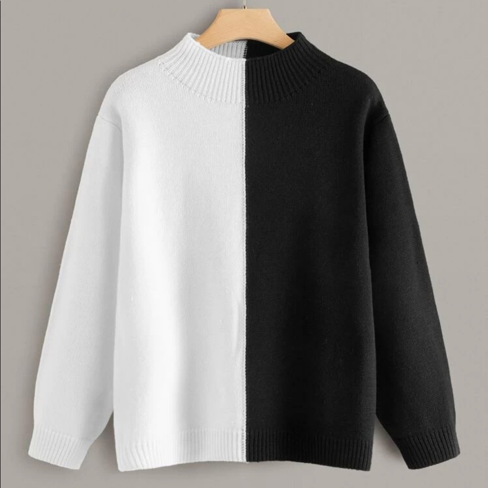 Mock neck black and white sweater